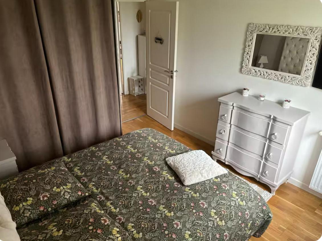 Logement A Cote De L'Aeroport Orly Athis-Mons Buitenkant foto